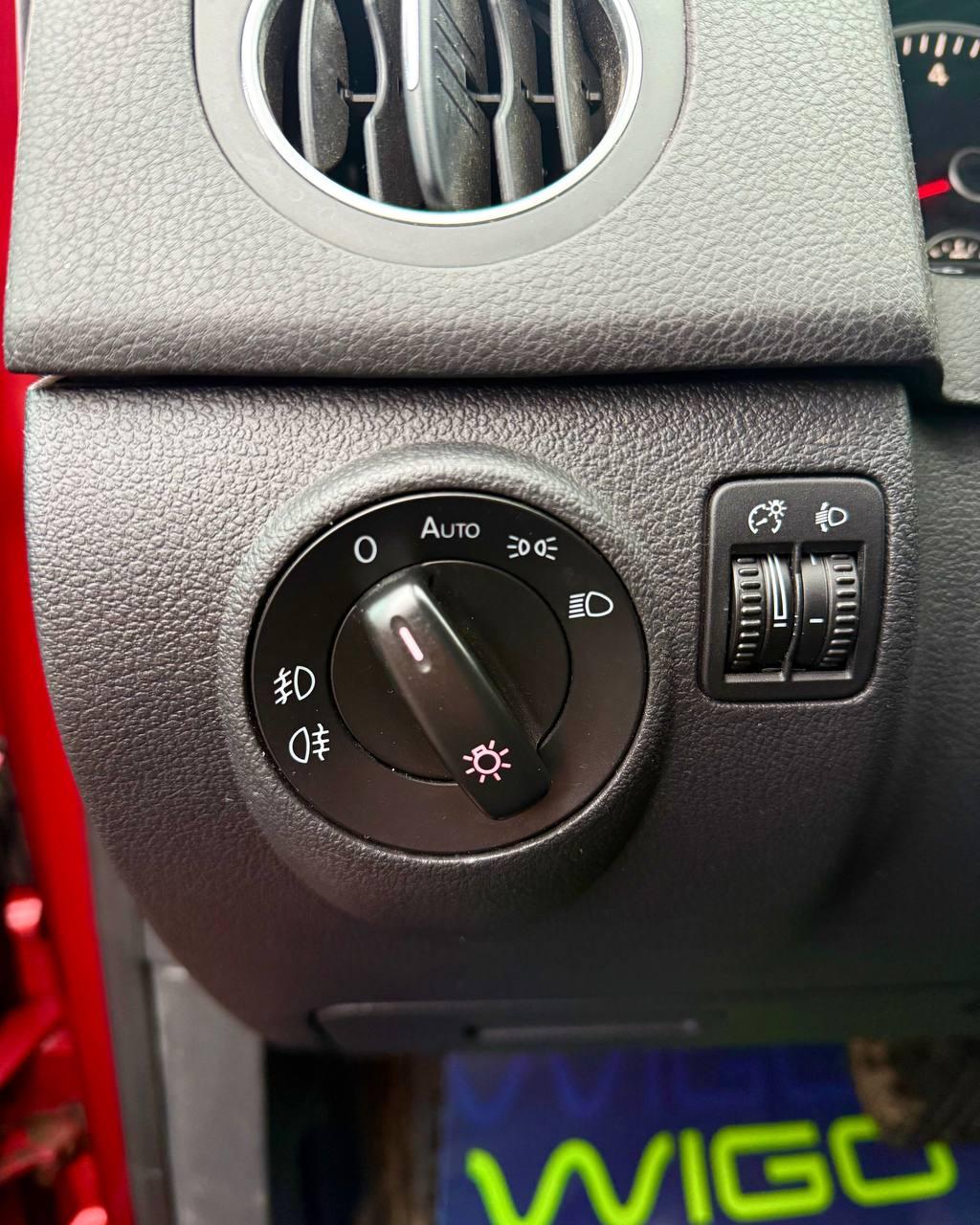 Volkswagen Golf Plus I · Рестайлинг , 2010 г., робот, бензин - фото 16