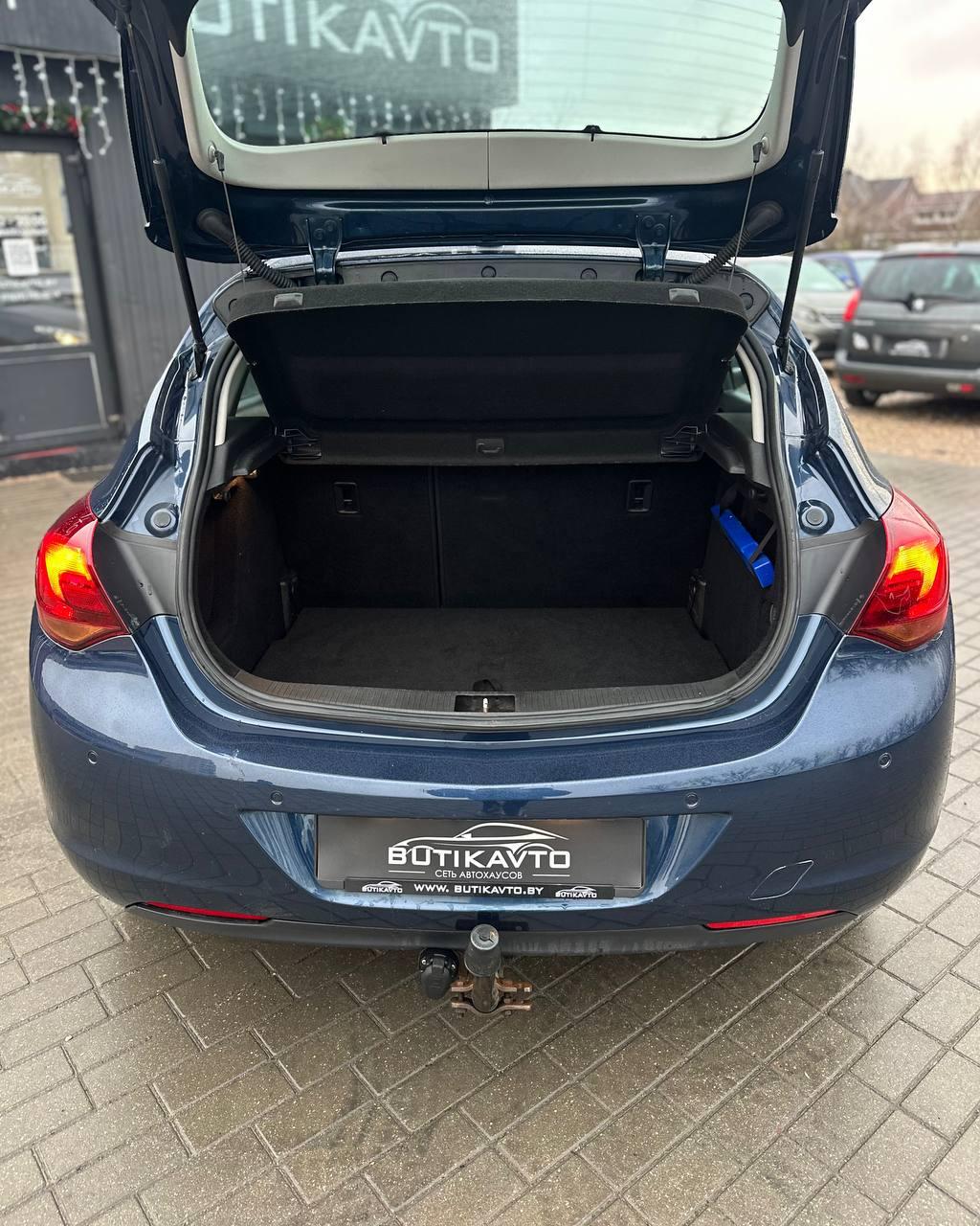 Opel Astra J , 2011 г., механика, дизель - фото 11