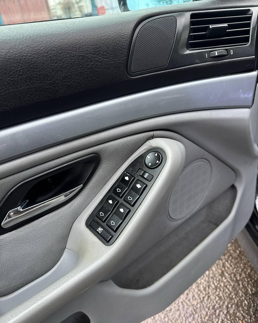 BMW 5 серия E39 · Рестайлинг , 2001 г., автомат, дизель - фото 13