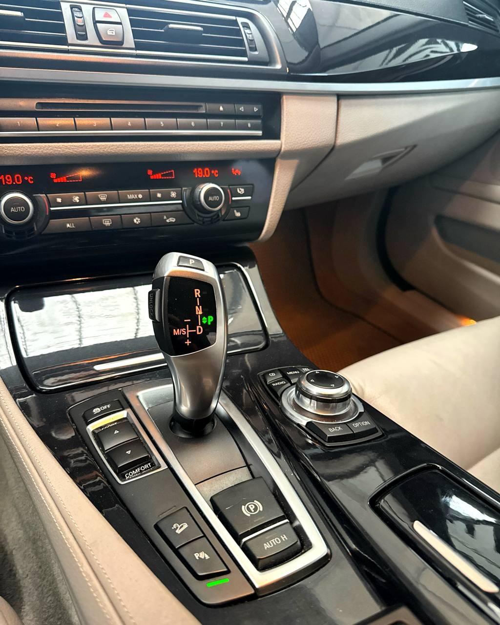 BMW 5 серия F10 F11 , 2012 г., автомат, дизель - фото 13