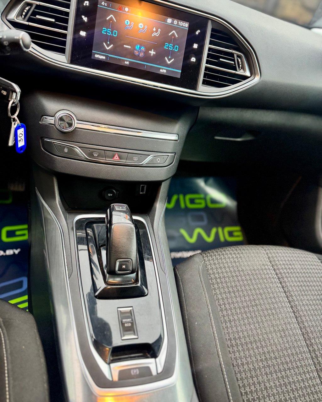 Peugeot 308 T9 · Рестайлинг , 2019 г., автомат, бензин - фото 16