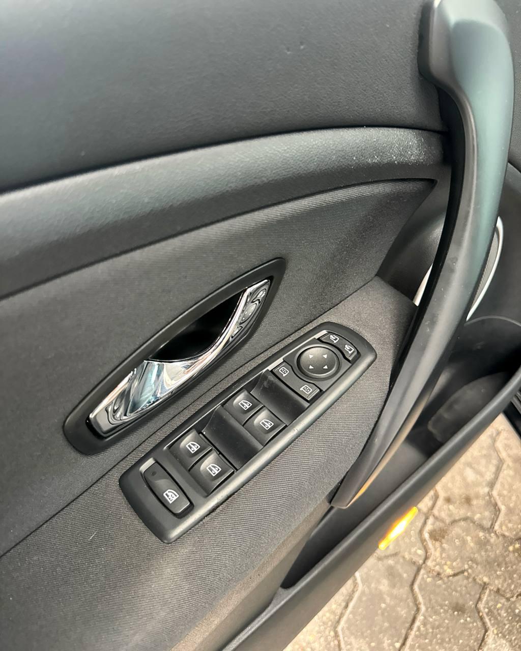 Renault Megane III , 2012 г., механика, дизель - фото 9