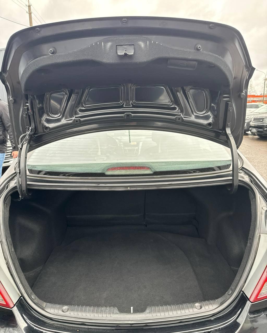 Hyundai Solaris I · Рестайлинг , 2015 г., механика, бензин - фото 12