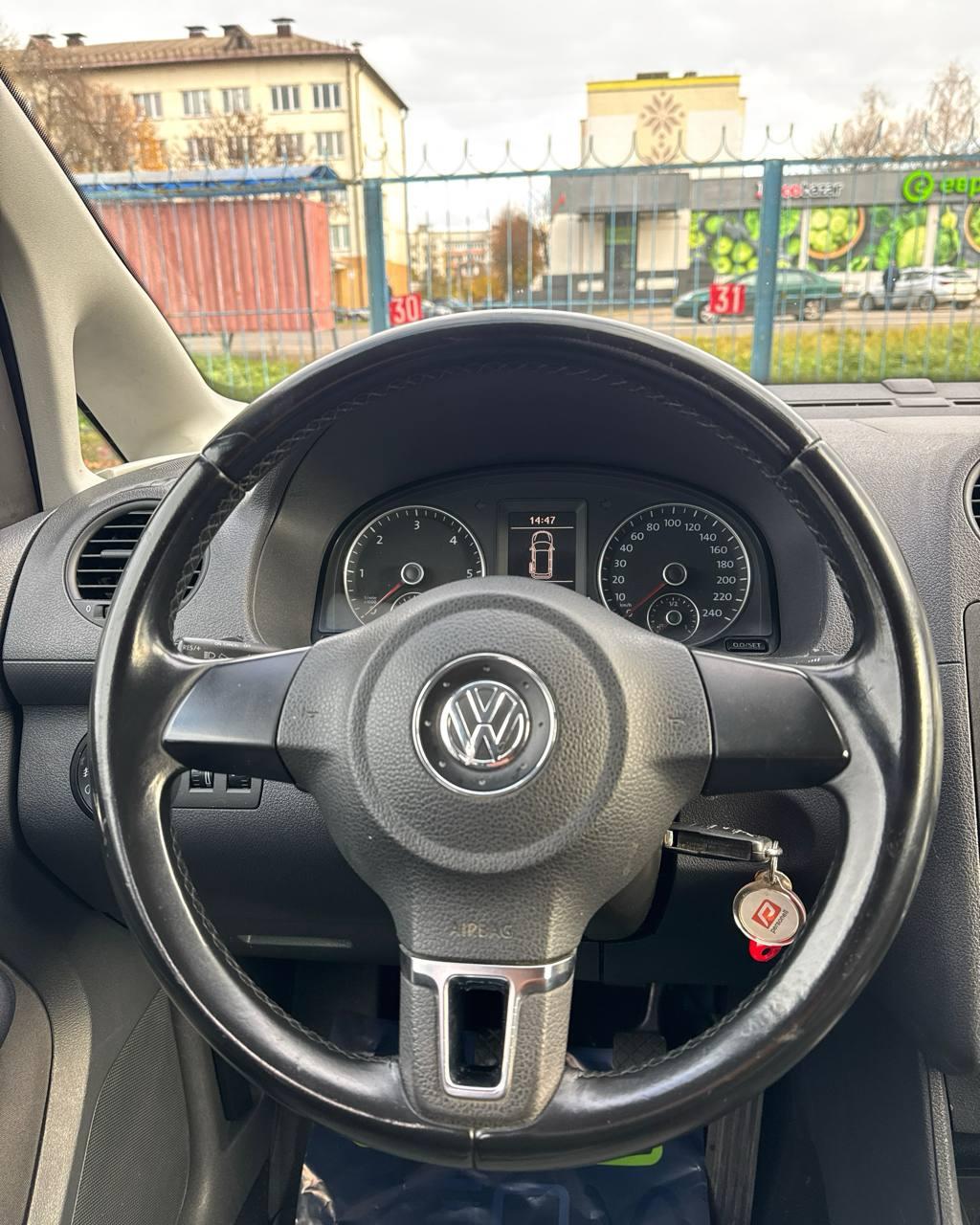 Volkswagen Caddy MAXI III · Рестайлинг , 2011 г., механика, дизель  - фото 17