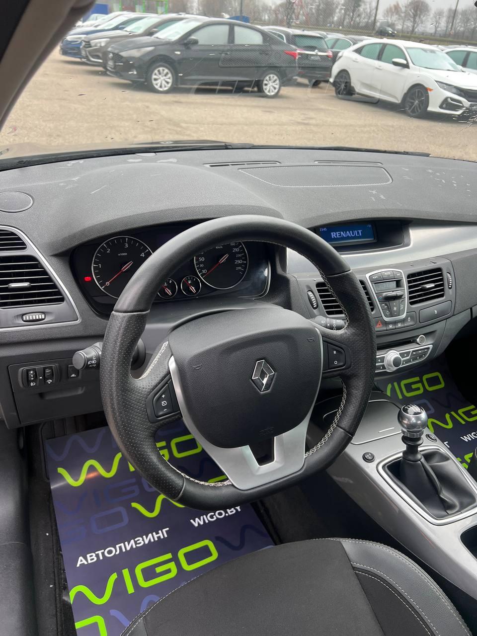 Renault Laguna III · Рестайлинг , 2012 г., механика, дизель - фото 10