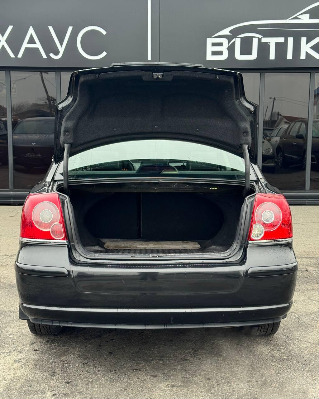 Toyota Avensis II (T250) · Рестайлинг , 2008 г., механика, бензин - фото 14