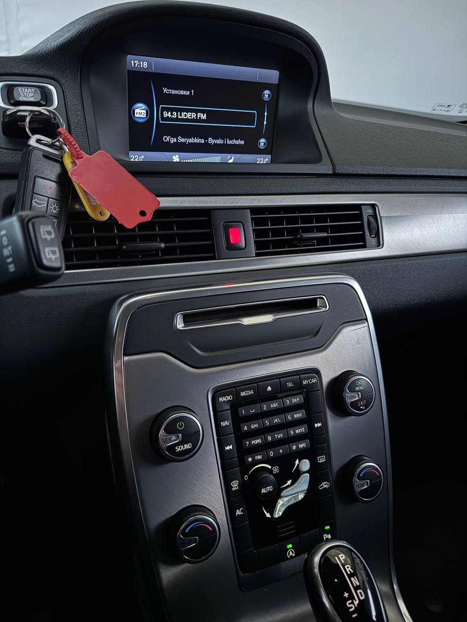 Volvo V70 III · Рестайлинг , 2013 г., робот, дизель - фото 12