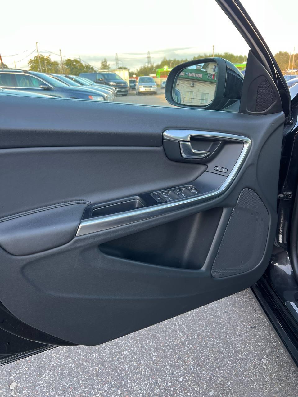 Volvo V60 I , 2012 г., робот, дизель - фото 9