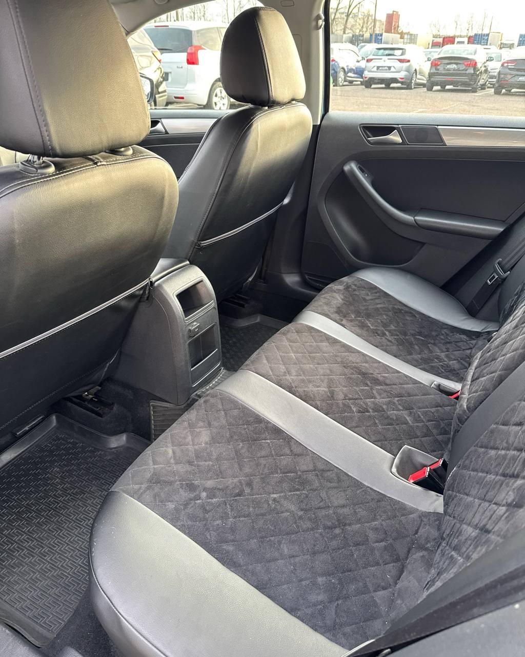 Volkswagen Jetta VI · Рестайлинг , 2015 г., автомат, бензин - фото 9