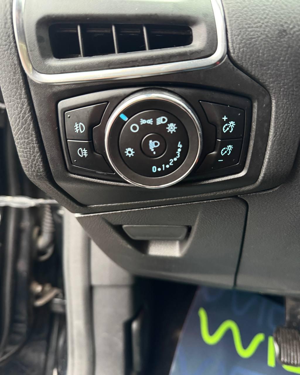 Ford Focus III , 2013 г., механика, дизель - фото 19