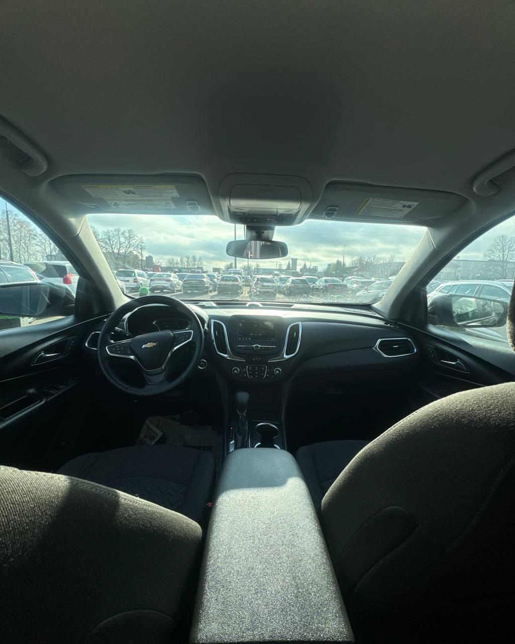 Chevrolet Equinox III · Рестайлинг , 2022 г., автомат, бензин - фото 9