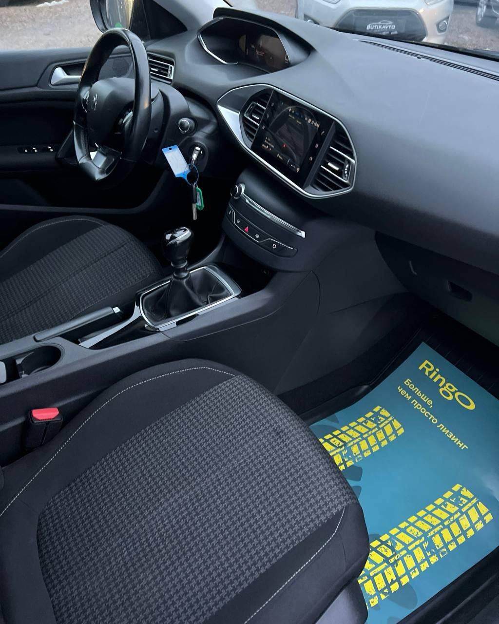 Peugeot 308 T9 · Рестайли, 2020 г., механика, дизель - фото 11