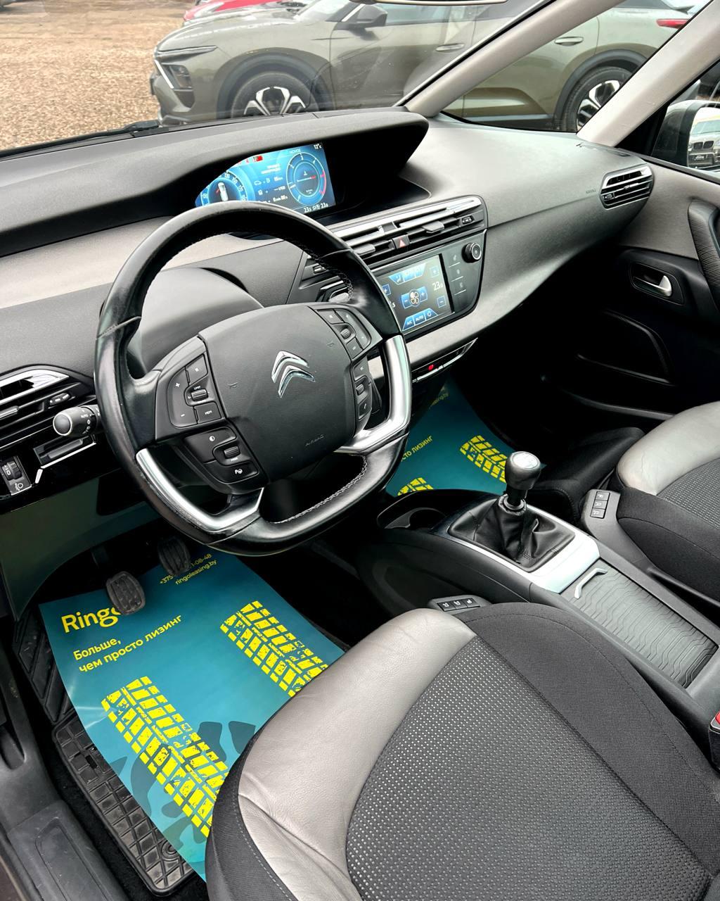 Citroen C4 Grand Picasso II · Рестайлинг , 2016 г., механика, дизель  - фото 11