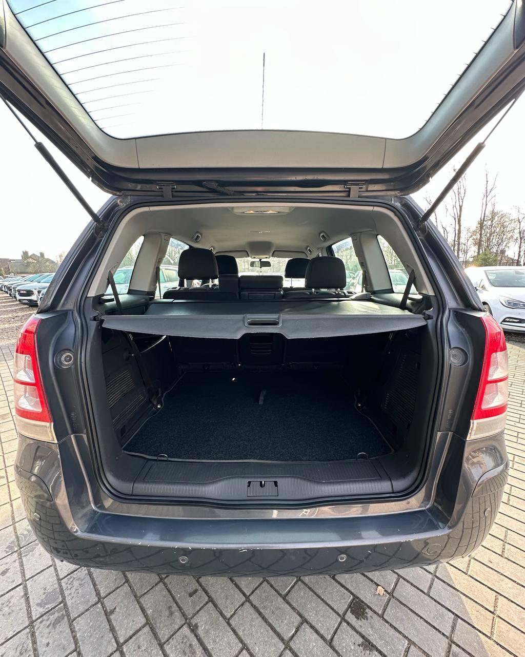 Opel Zafira B · Рестайлинг , 2012 г., механика, бензин - фото 9