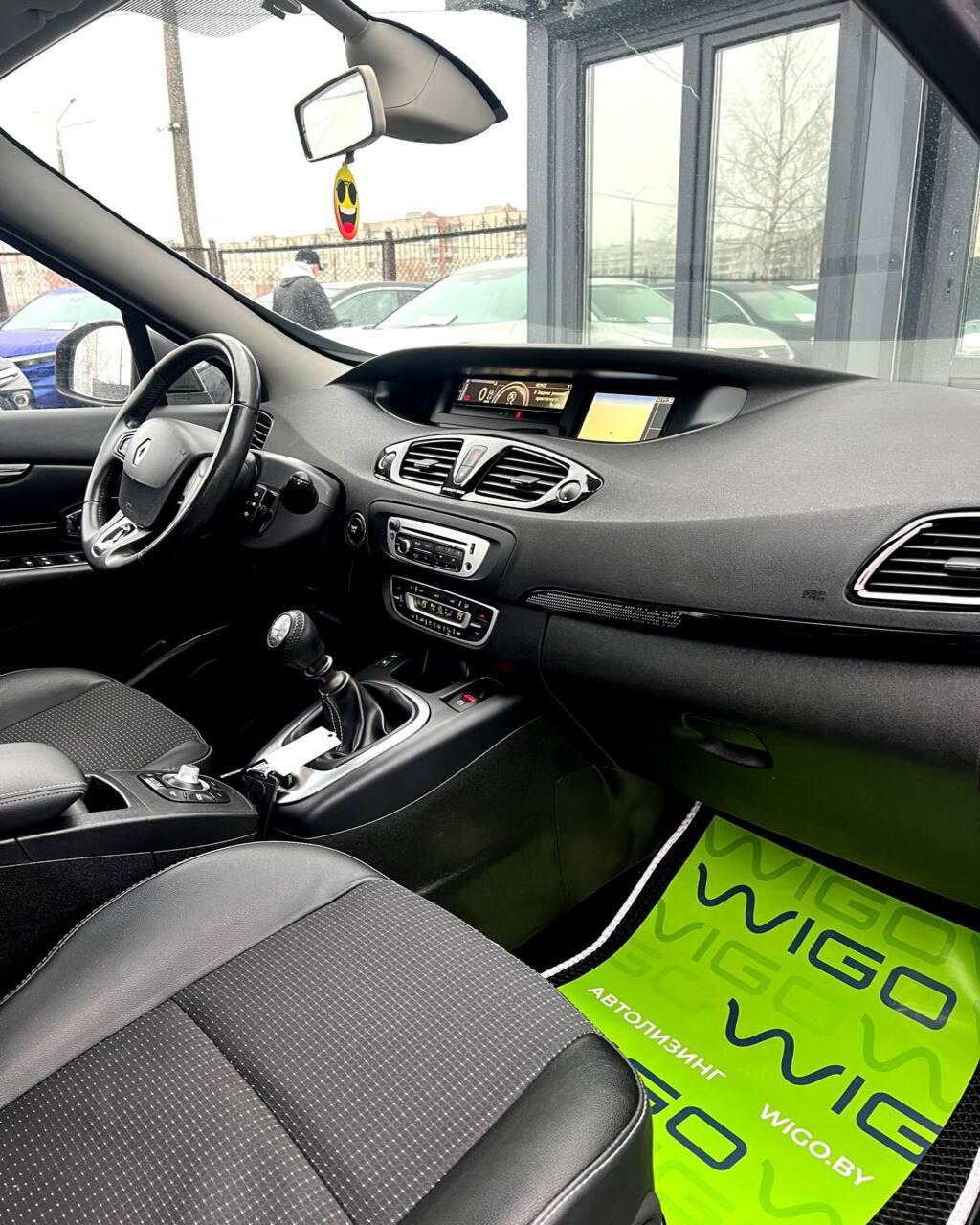 Renault Grand Scenic III · 2-й рестайлинг , 2013 г., механика, дизель - фото 11