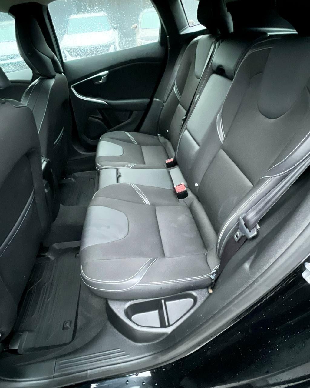 Volvo V40 II , 2013 г., робот, дизель - фото 9