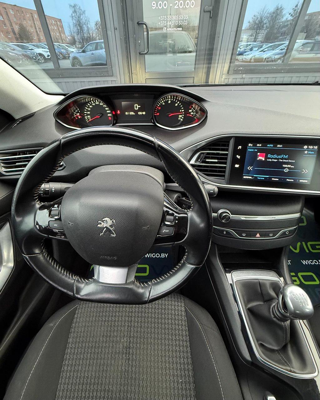 Peugeot 308 T9 · Рестайлинг , 2018 г., механика, дизель - фото 13