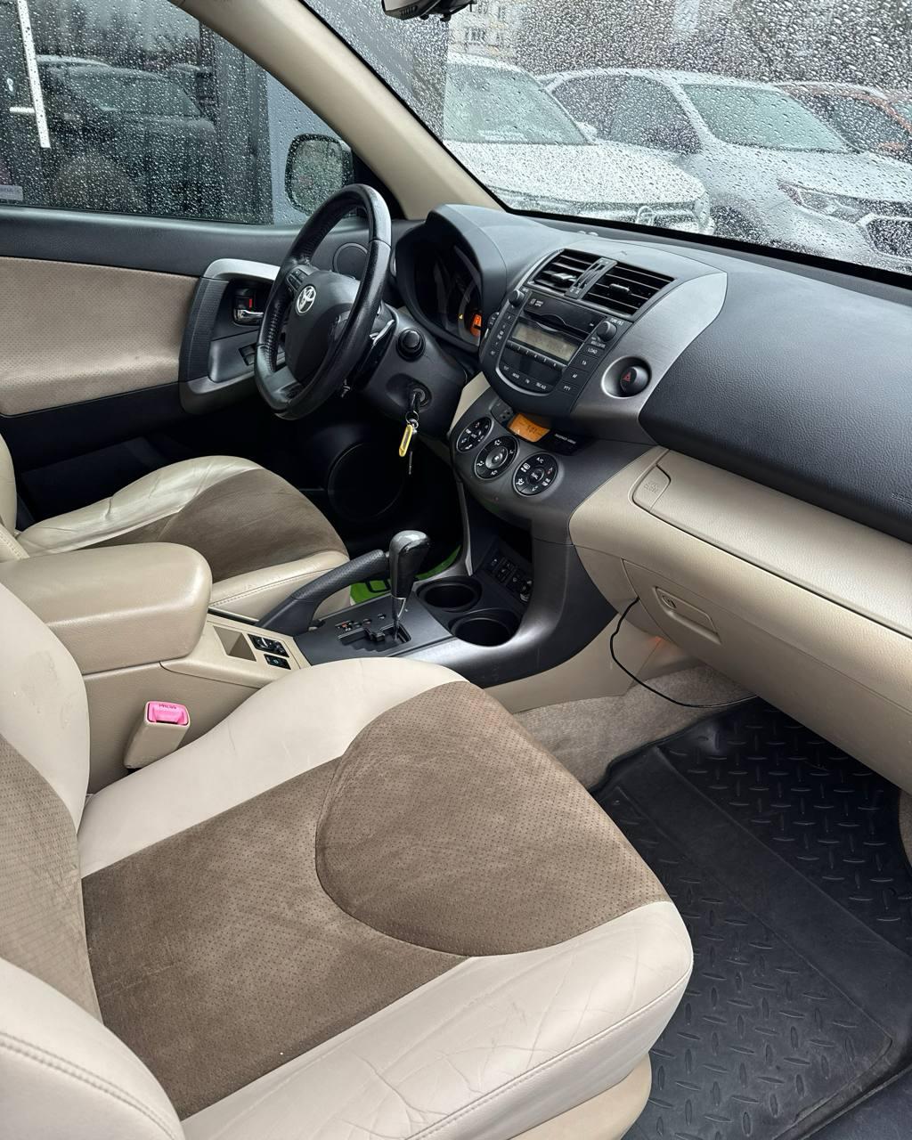 Toyota RAV4 III (XA30) · 2-й рестайлинг , 2010 г., вариатор, бензин - фото 13