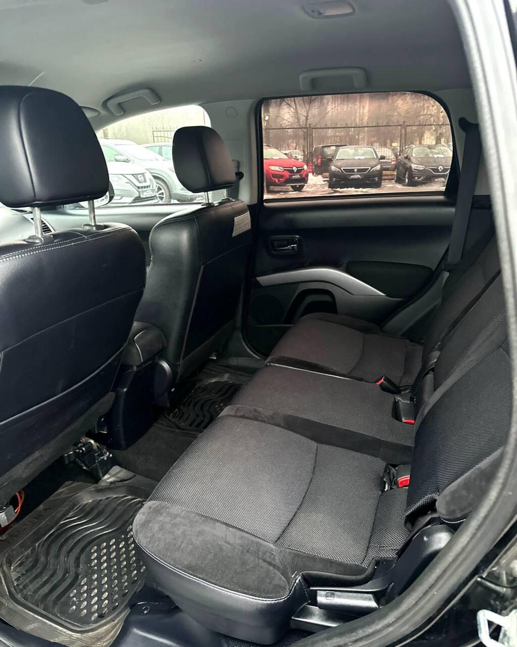 Mitsubishi Outlander XL · Рестайлинг , 2012 г., вариатор, бензин - фото 12