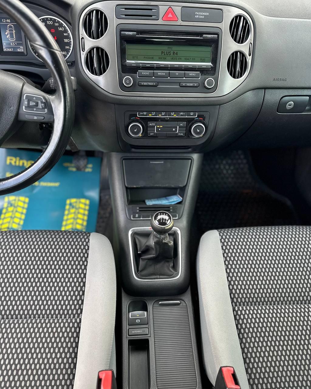 Volkswagen Tiguan I , 2011 г., механика, бензин - фото 9