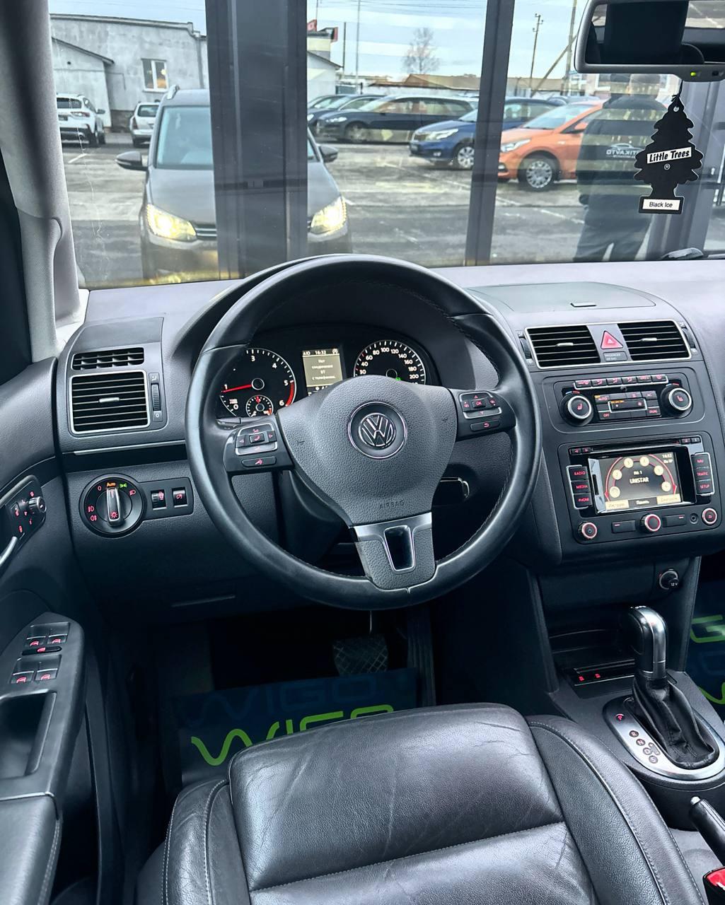 Volkswagen Touran I · 2-й рестайлинг , 2012 г., робот, дизель - фото 13