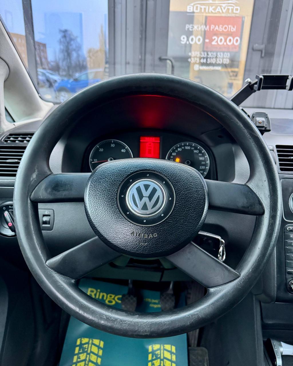 Volkswagen Touran I , 2003 г., механика, дизель - фото 11