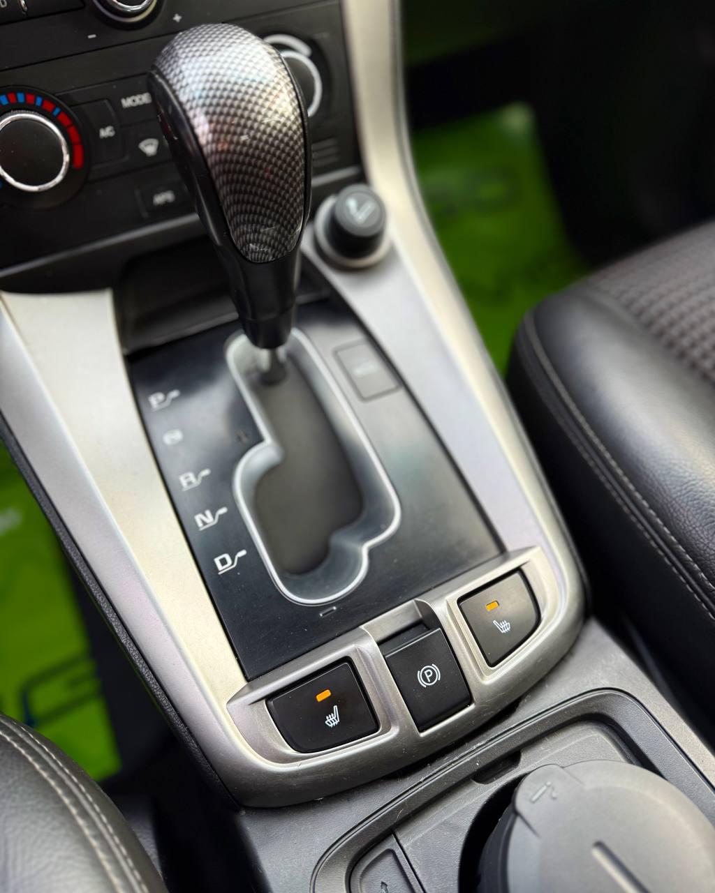 Chevrolet Captiva I · Рестайлинг , 2011 г., автомат, бензин - фото 16