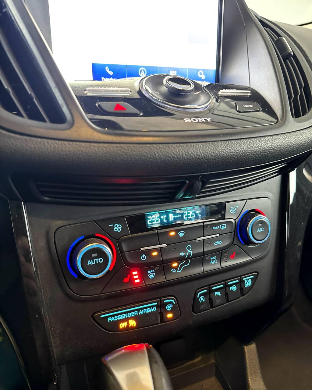 Ford Escape III · Рестайлинг , 2017 г., автомат, бензин - фото 12