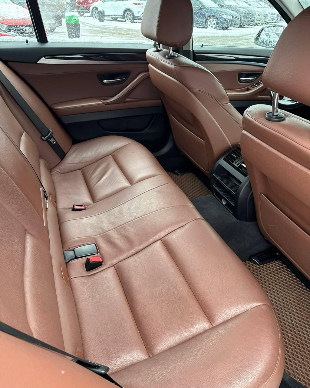 BMW 5 серия F10 F11 · Рестайлинг , 2014 г., автомат, дизель - фото 12