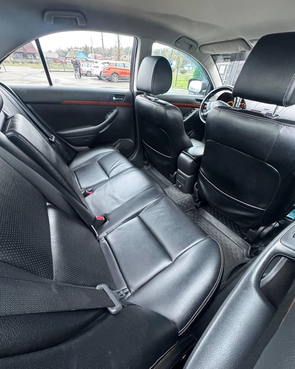 Toyota Avensis II (T250) · Рестайлинг , 2008 г., механика, бензин - фото 12