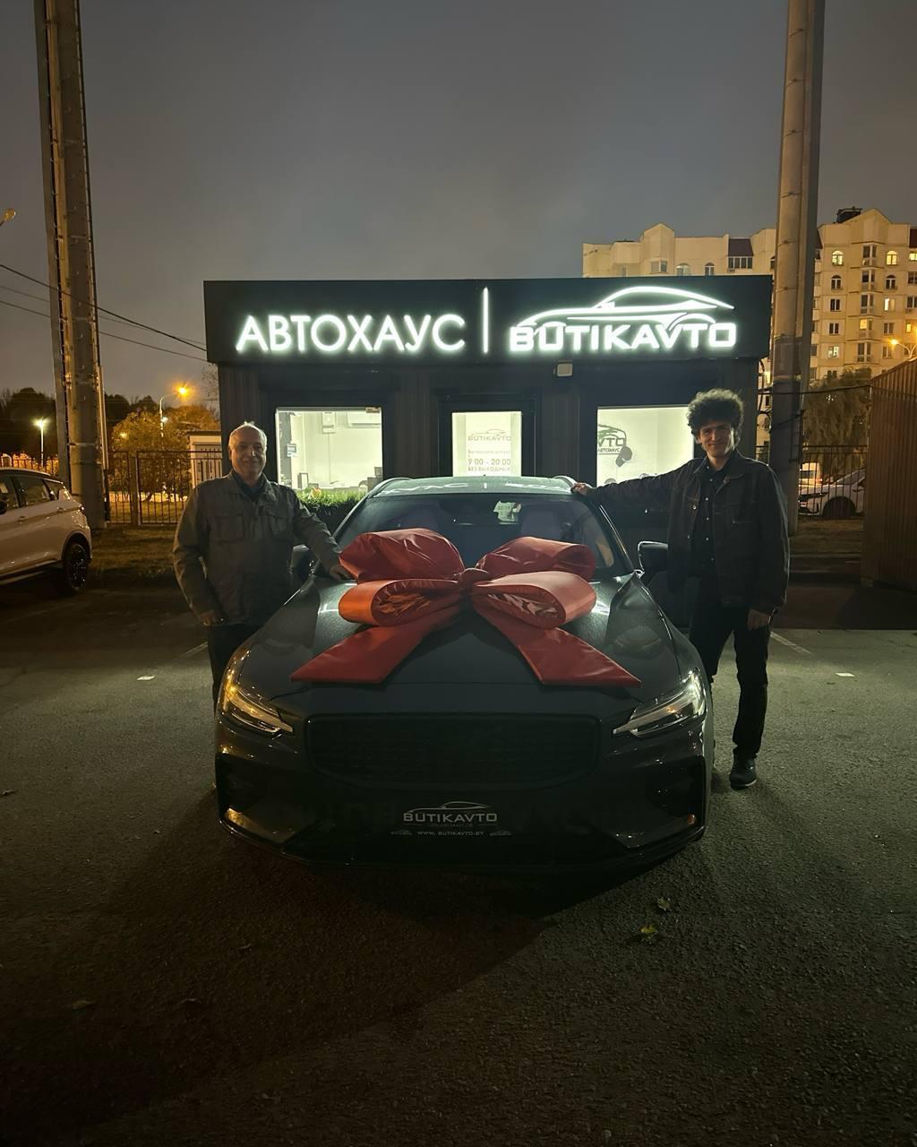 Volvo V60 II , 2020 г., автомат, бензин