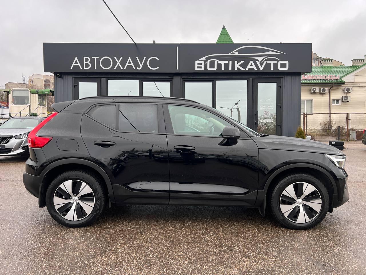 Volvo XC40 I · Рестайлинг , 2022 г., механика, бензин - фото 8