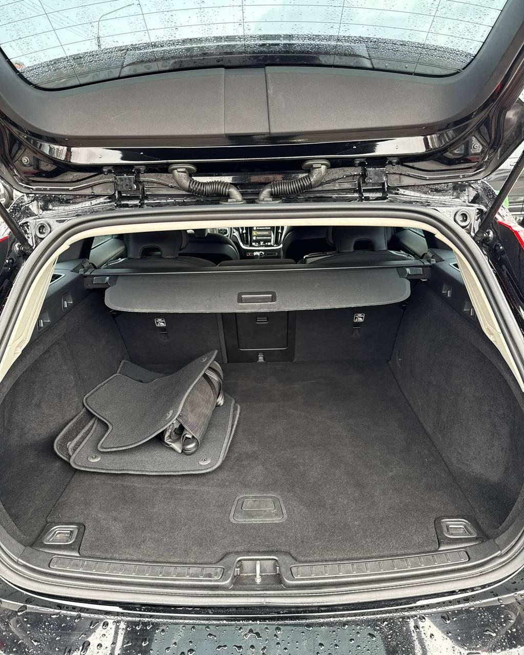 Volvo V60 II , 2020 г., автомат, дизель - фото 12