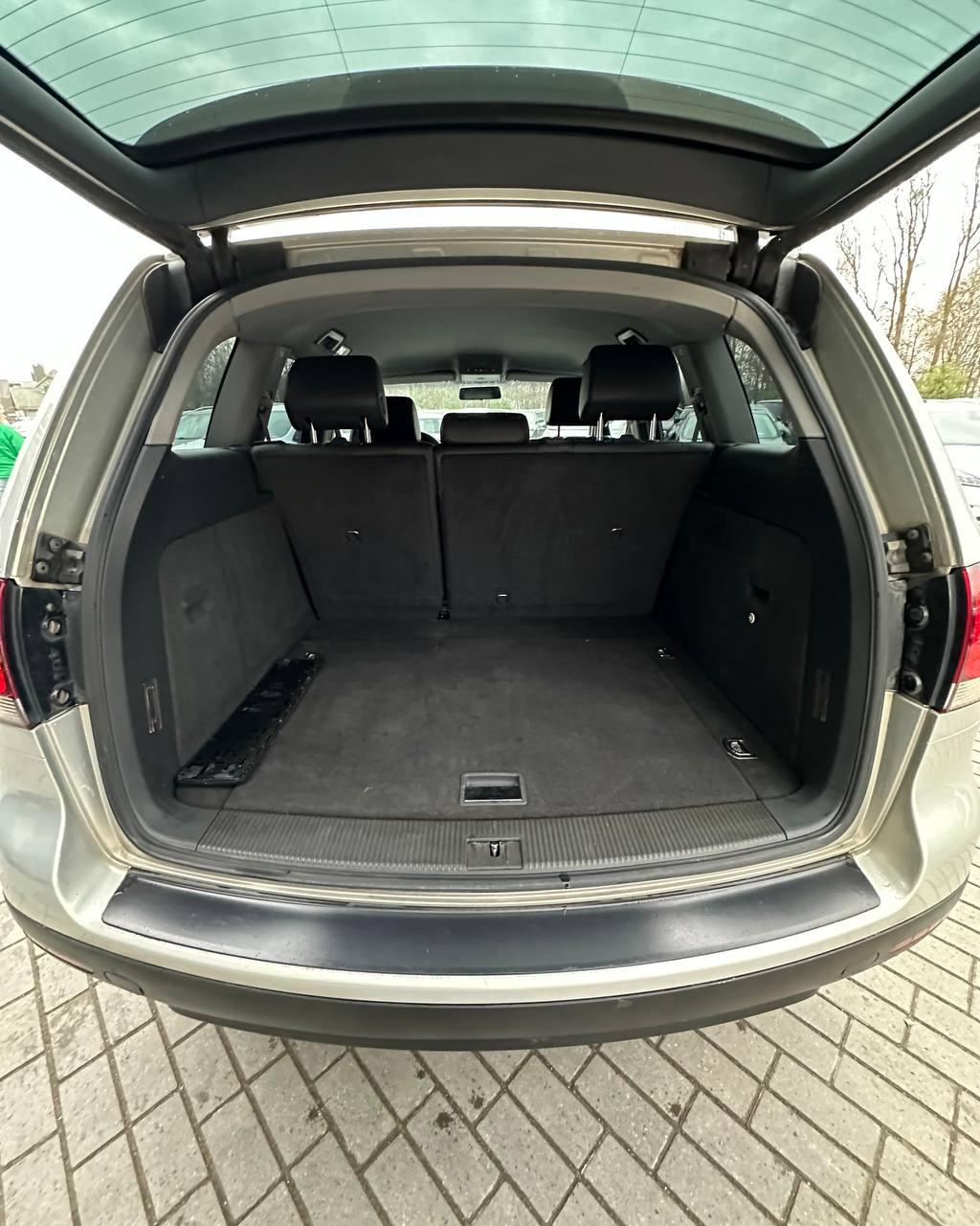 Volkswagen Touareg I · Рестайлинг , 2008 г., автомат, дизель - фото 10