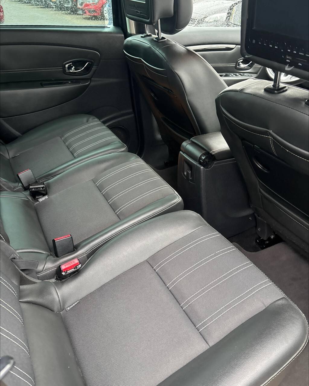 Renault Grand Scenic III · 2-й рестайлинг , 2014 г., механика, дизель  - фото 11