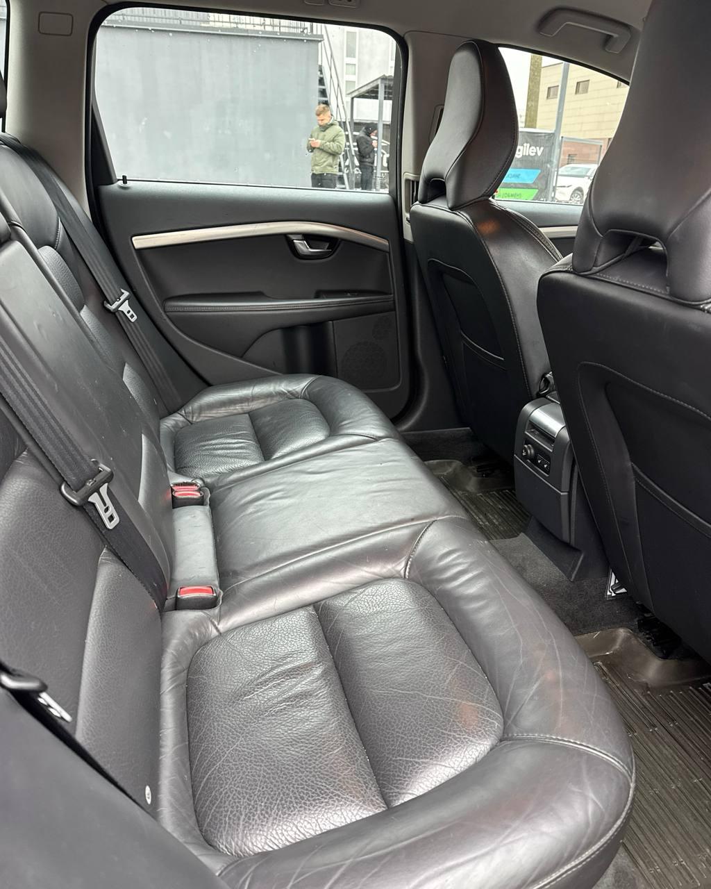 Volvo V70 III , 2011 г., механика, дизель - фото 11