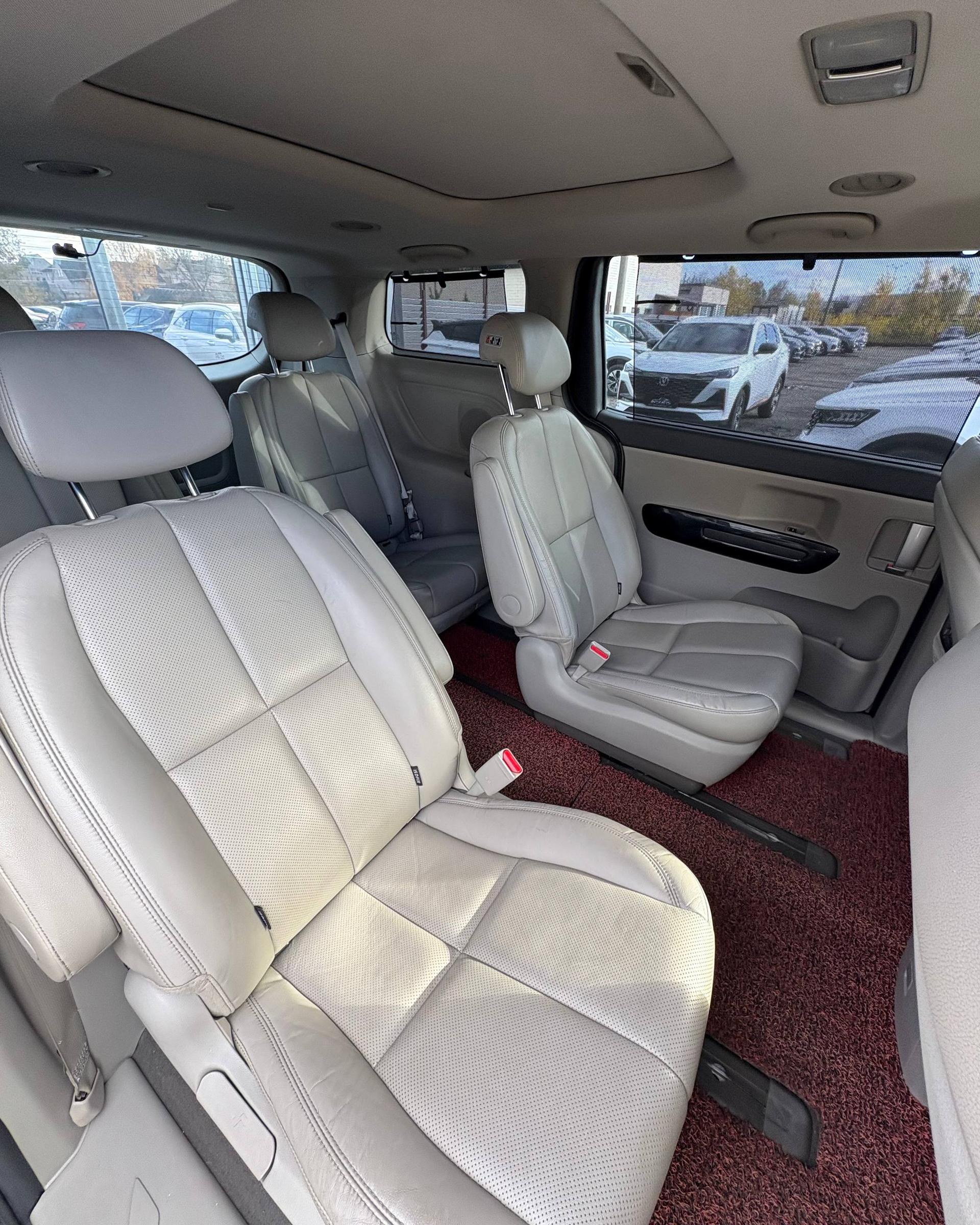 Kia Carnival III , 2016 г., автомат, дизель  - фото 11