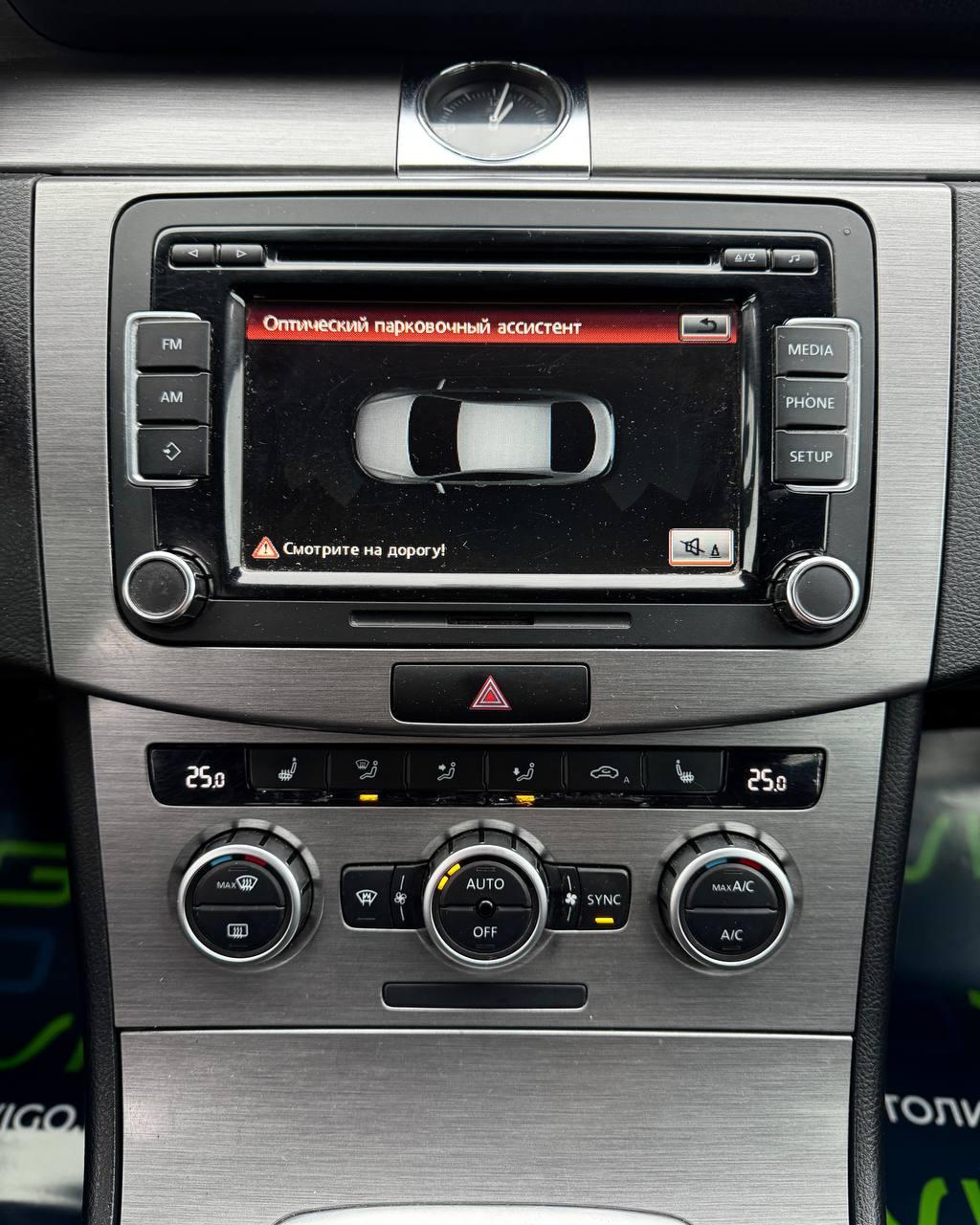 Volkswagen Passat B7 , 2012 г., механика, бензин - фото 16