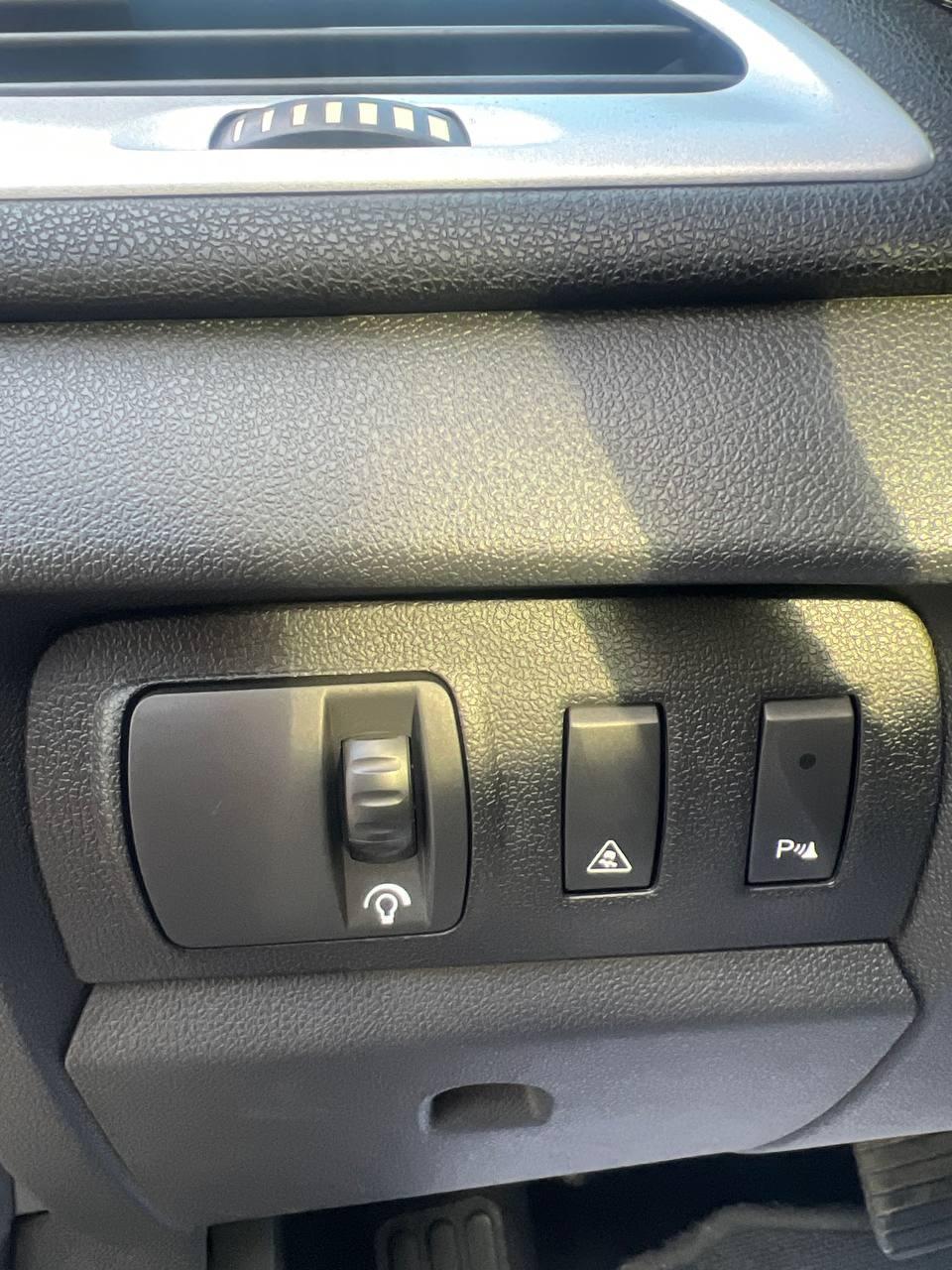 Renault Megane III , 2010 г., робот, дизель - фото 10