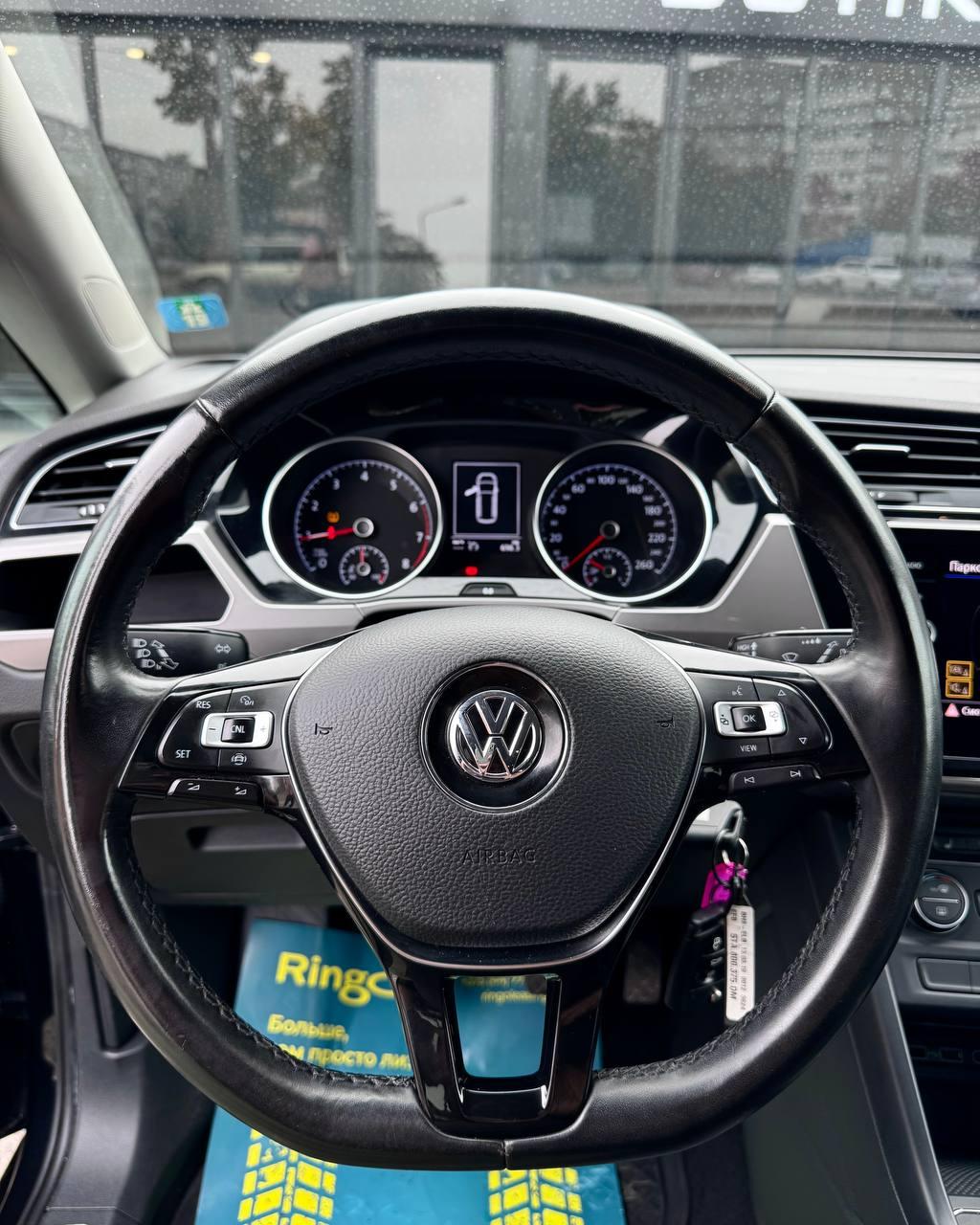 Volkswagen Touran II , 2019 г., механика, бензин - фото 15