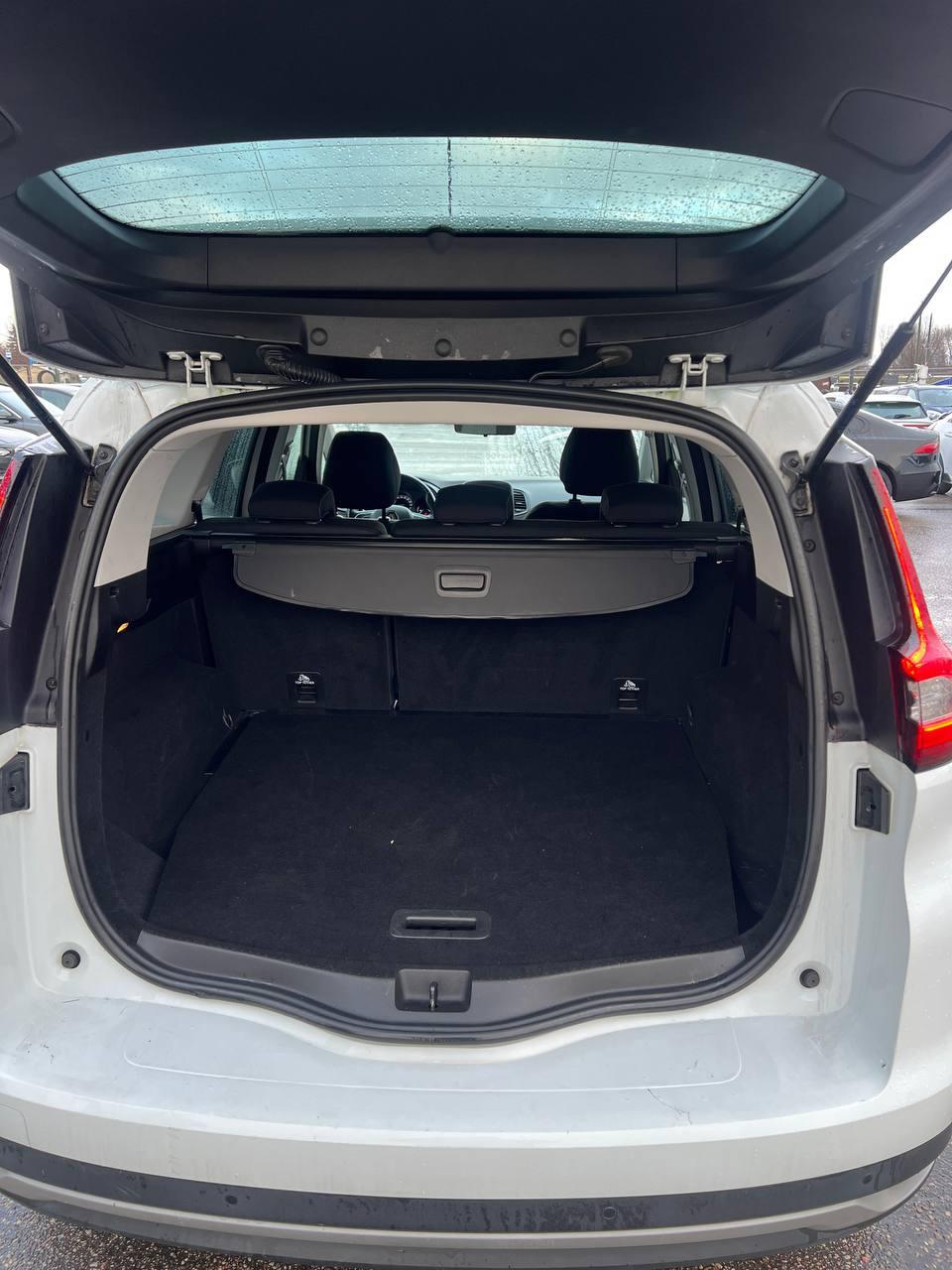 Renault Grand Scenic IV , 2018 г., механика, дизель - фото 15