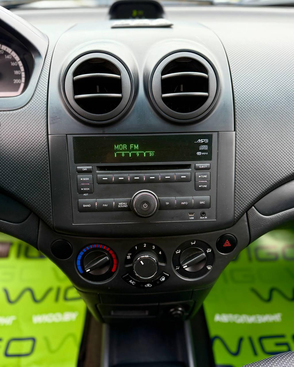 Chevrolet Aveo T250 · Рестайлинг , 2010 г., механика, бензин - фото 15