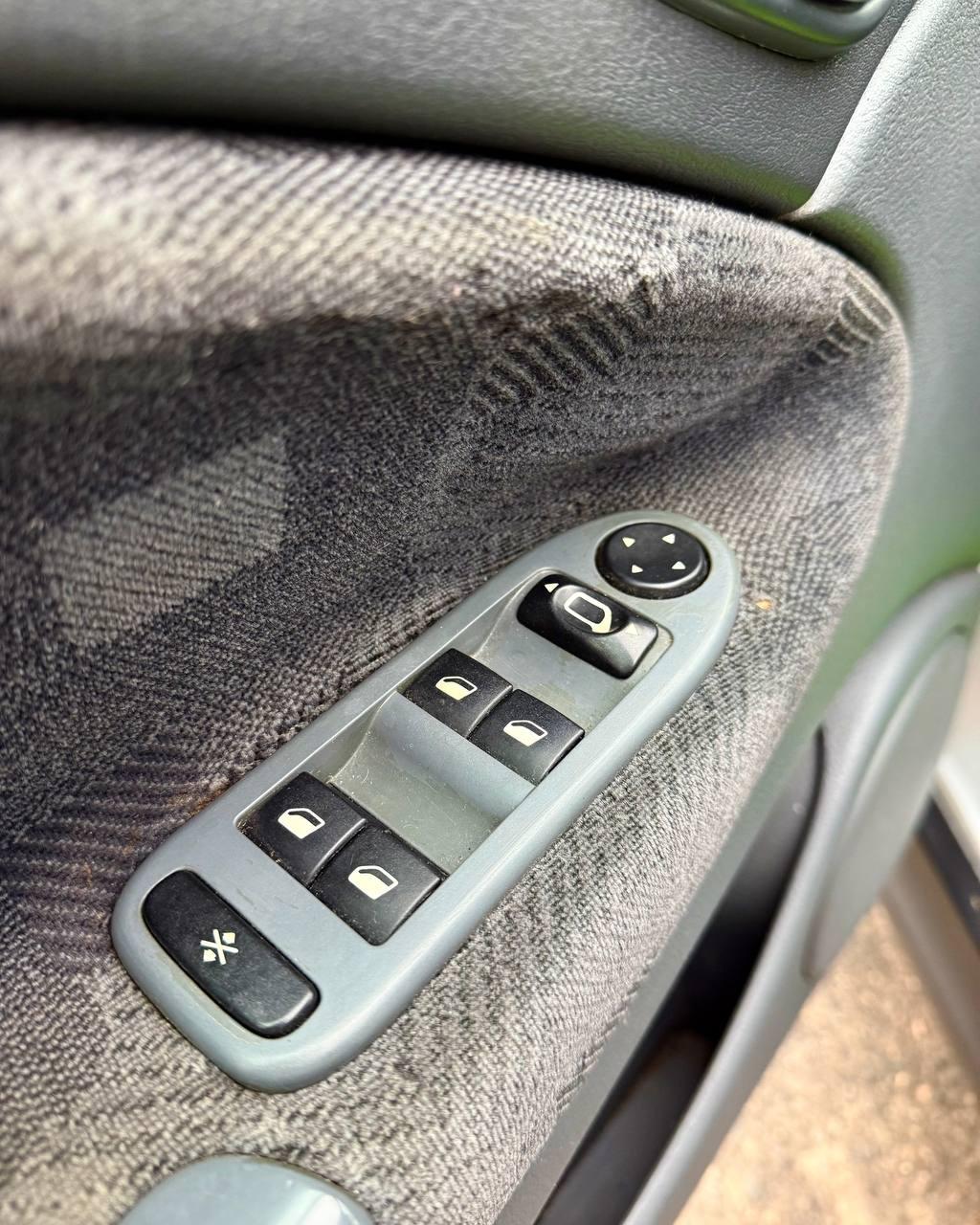 Citroen C5 I , 2001 г., механика, дизель - фото 15