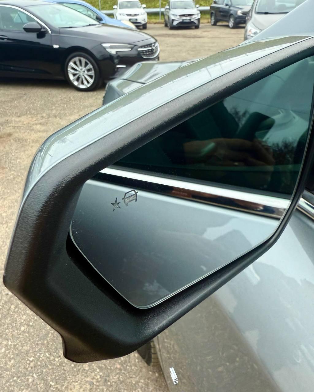 Chevrolet Equinox III · Рестайлинг , 2024 г., автомат, бензин - фото 9