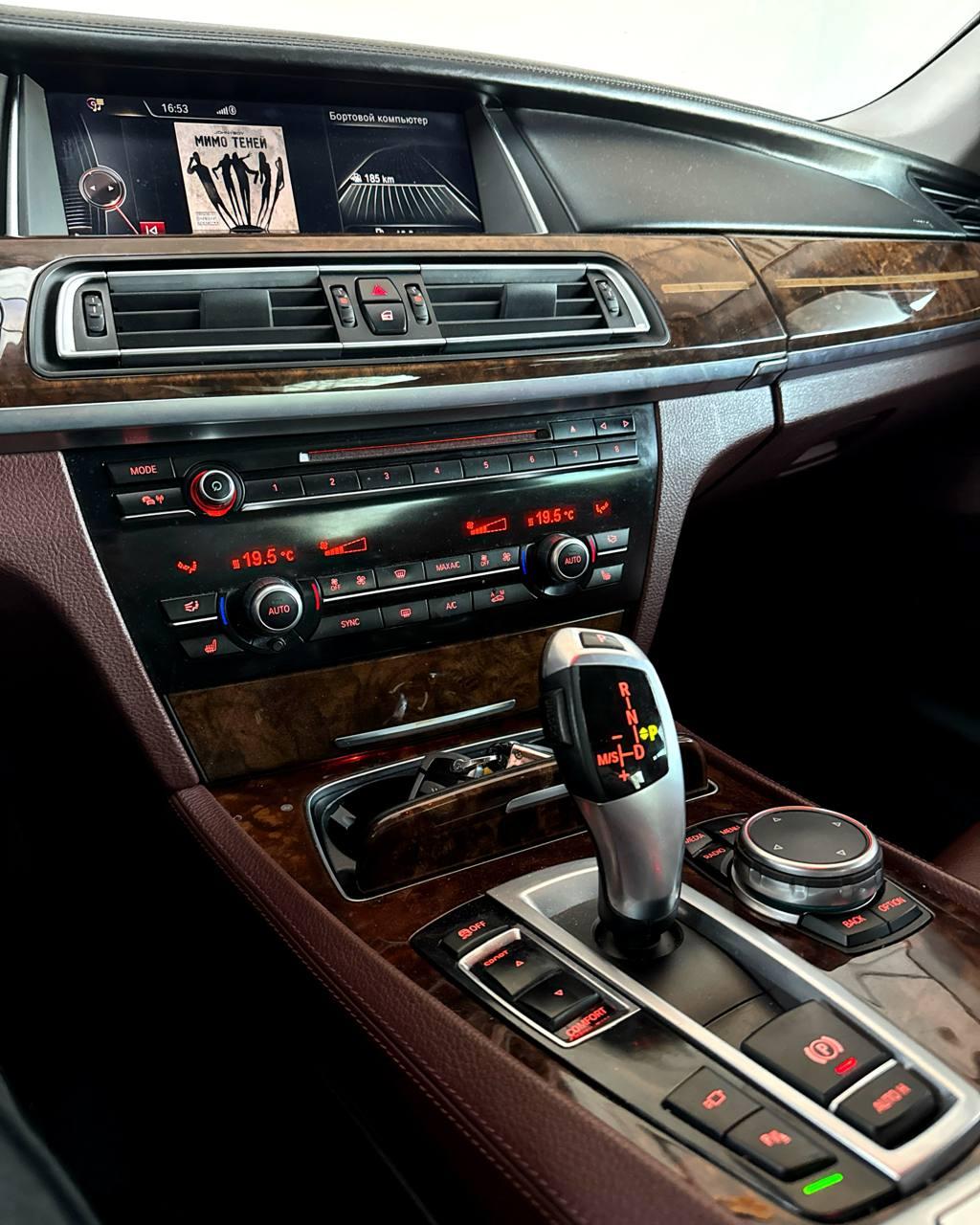 BMW 7 серия F01 F04 · Рестайлинг , 2014 г., автомат, бензин - фото 12