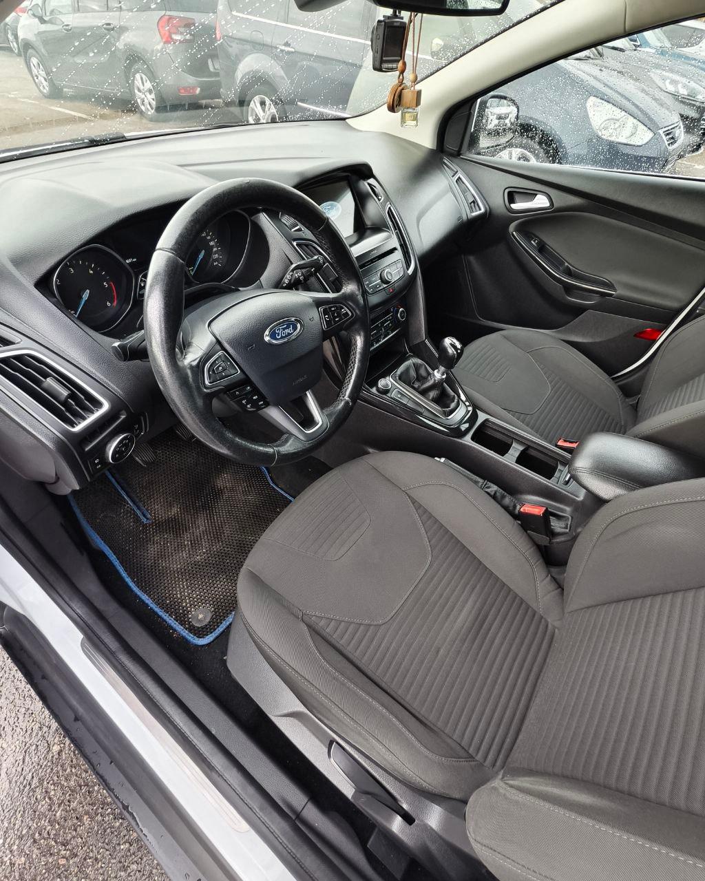 Ford Focus III · Рестайлинг , 2016 г., механика, дизель  - фото 10