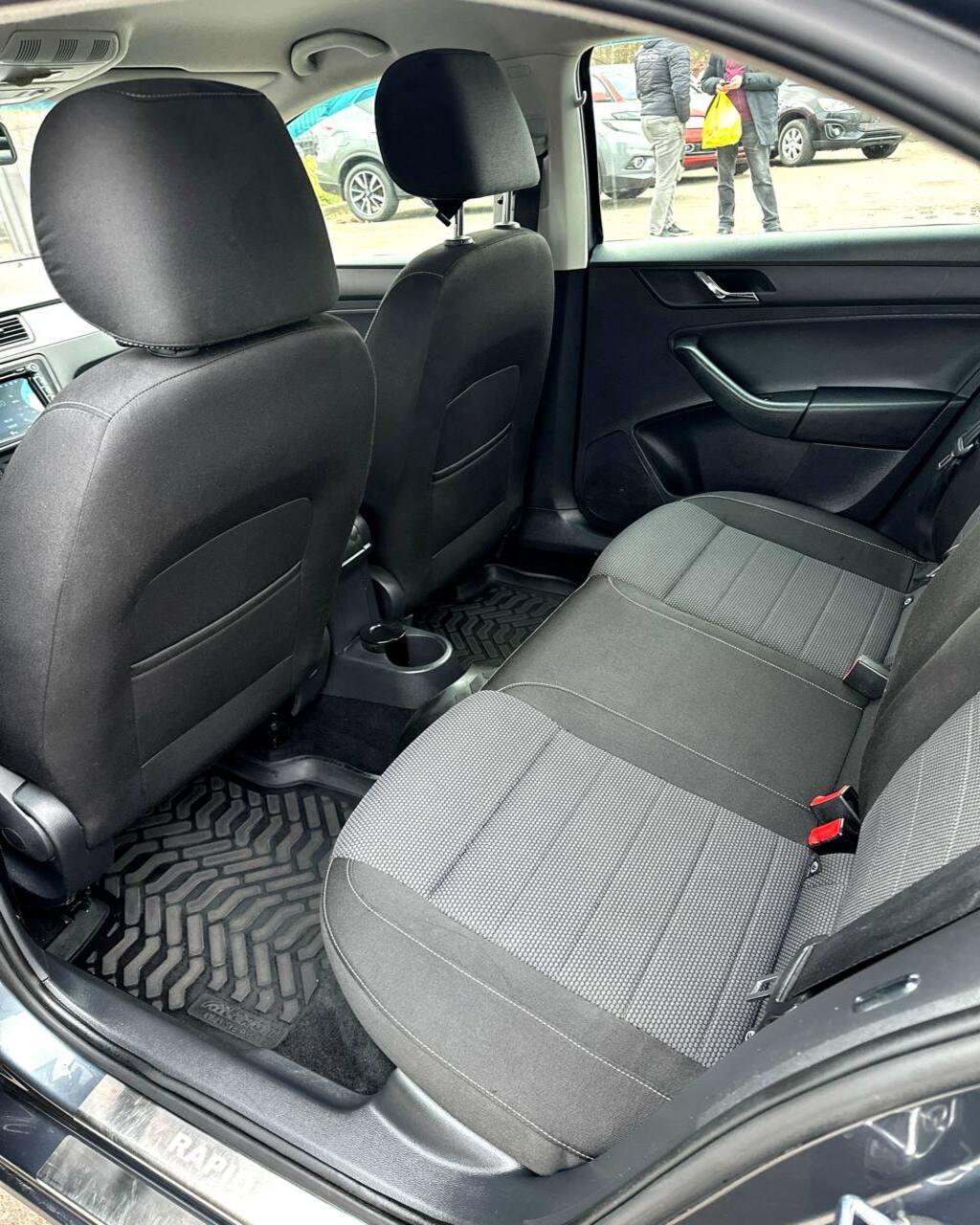 Skoda Rapid I , 2014 г., механика, бензин - фото 12