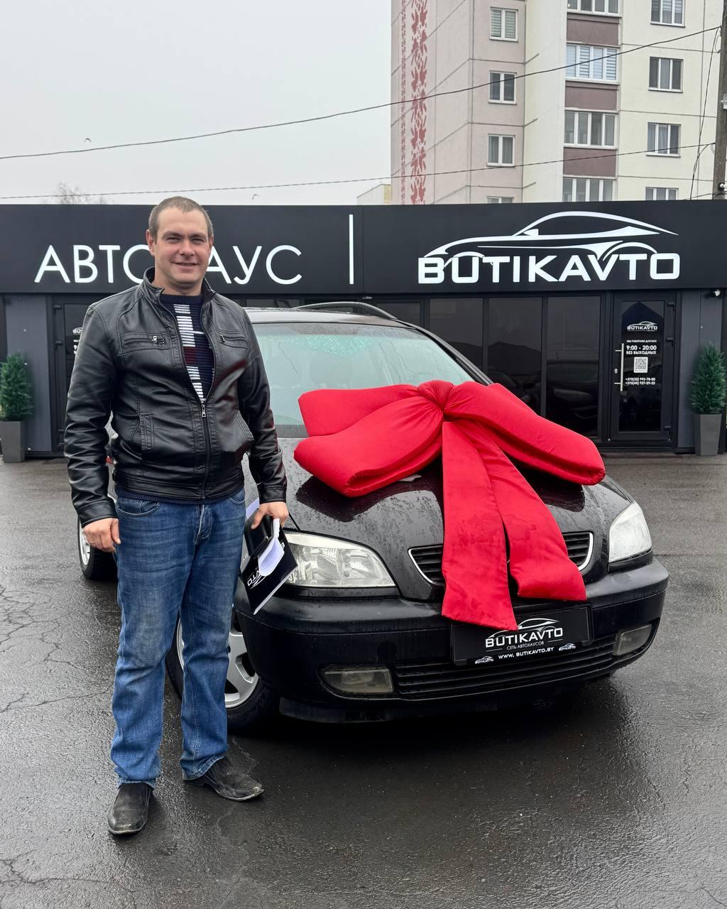 Opel Zafira A , 2000 г., механика, бензин