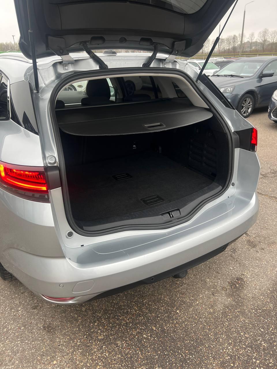 Renault Megane IV · Рестайлинг , 2020 г., механика, дизель - фото 15