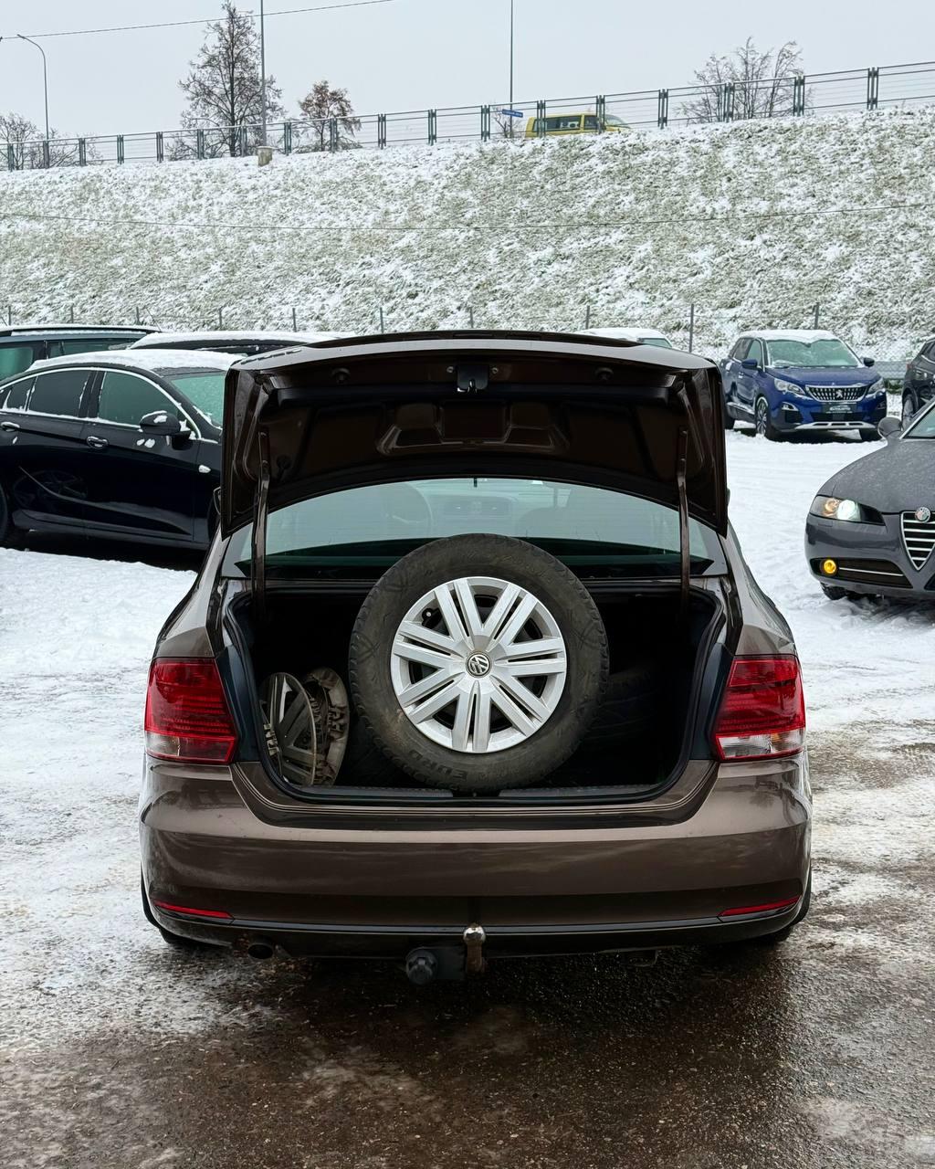 Volkswagen Polo Sedan I · Рестайлинг , 2016 г., механика, бензин - фото 16